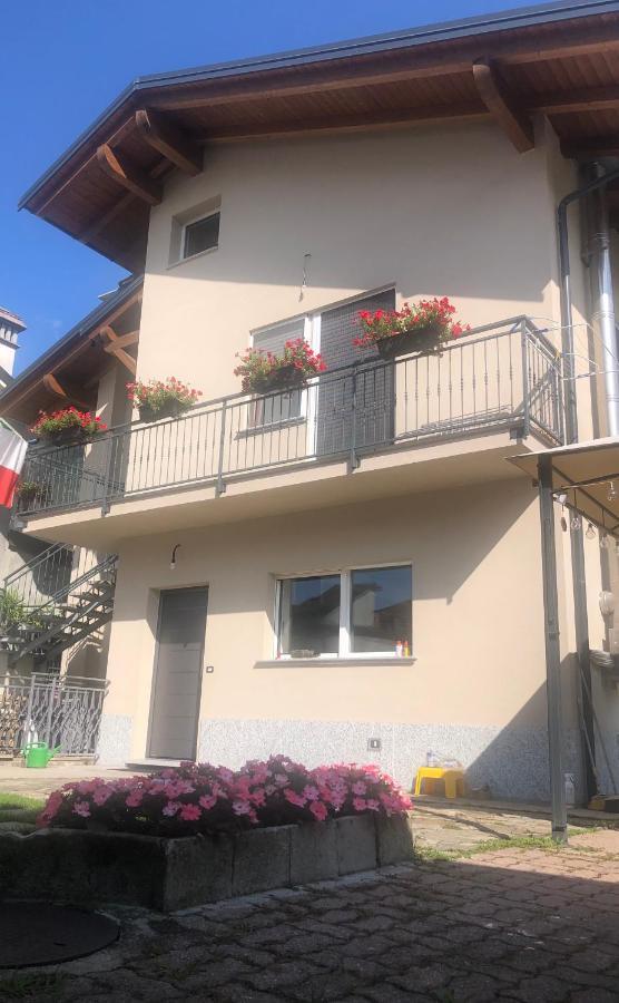 Apartament "La Bella Della Cappuccina" Casa Con Parcheggio Interno Gratuito Domodossola Zewnętrze zdjęcie