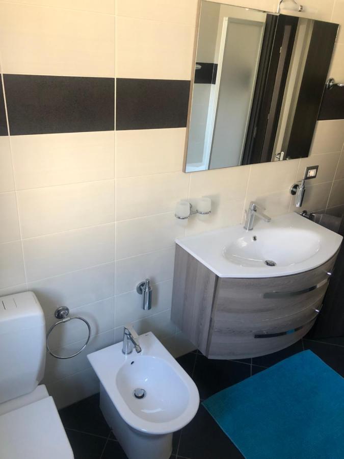 Apartament "La Bella Della Cappuccina" Casa Con Parcheggio Interno Gratuito Domodossola Zewnętrze zdjęcie