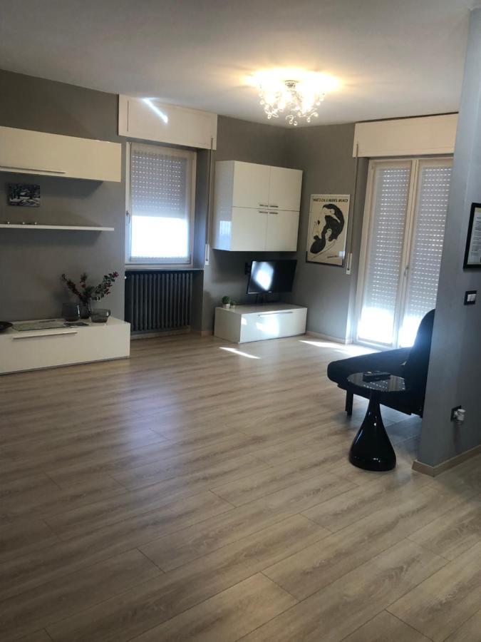 Apartament "La Bella Della Cappuccina" Casa Con Parcheggio Interno Gratuito Domodossola Zewnętrze zdjęcie